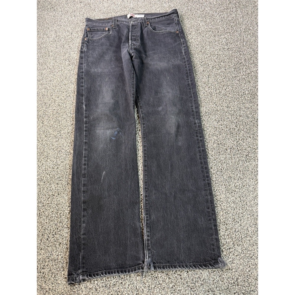 Vintage Y2K Levi's 501 Straight Fit Jeans Men's Size 33X32 Black Button Fly